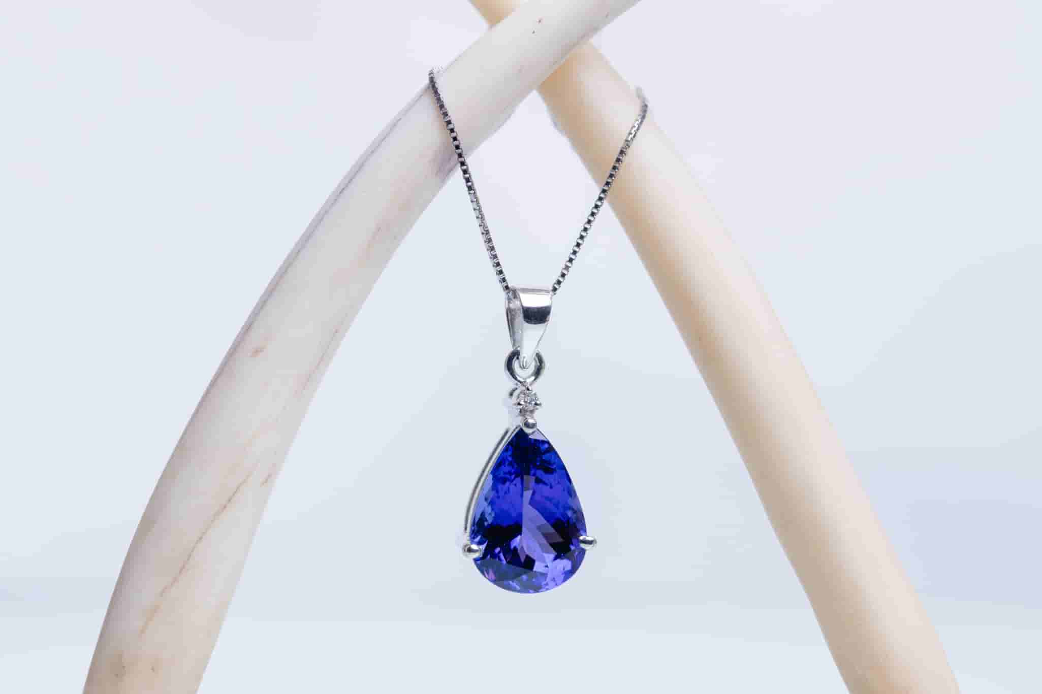 Jewelry & Tanzanite
